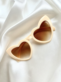 Brýle ve tvaru srdce - béžové